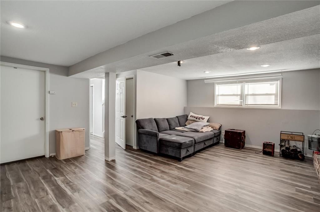 902 LEY Circle — photo 18