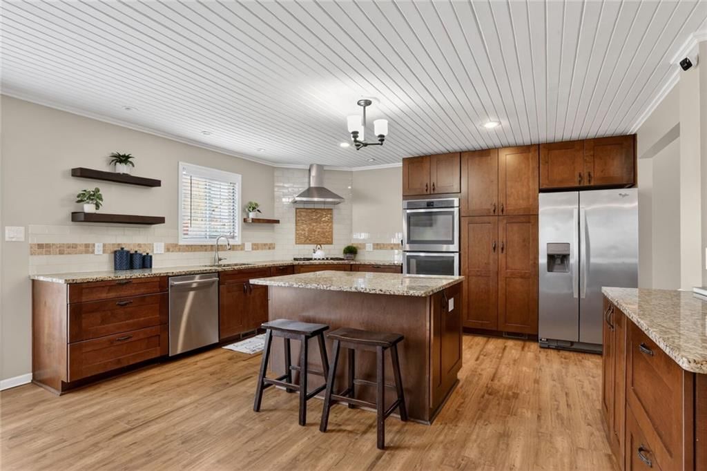 530 Holiday Court — photo 7