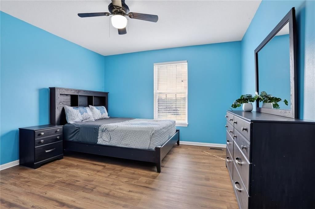 530 Holiday Court — photo 16