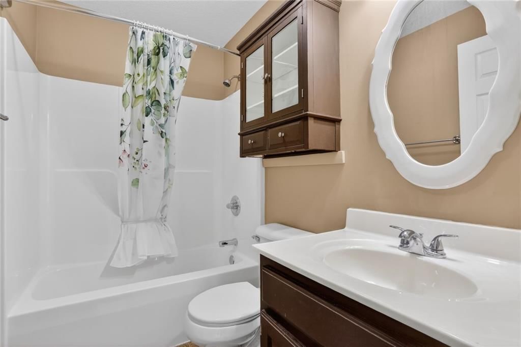 530 Holiday Court — photo 19