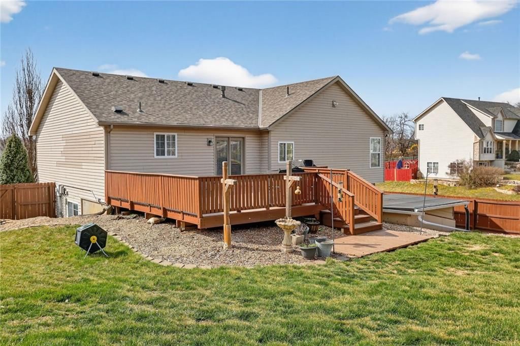 530 Holiday Court — photo 24