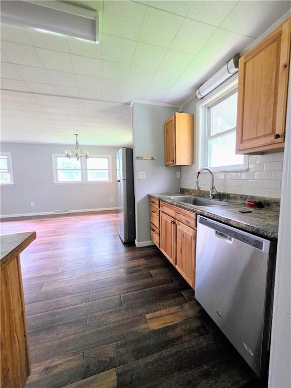 2909 S Leonard Road — photo 4
