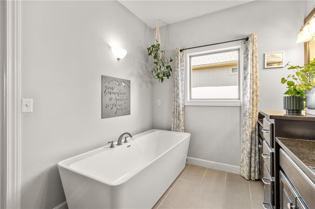 12916 W 169TH Street — photo 11