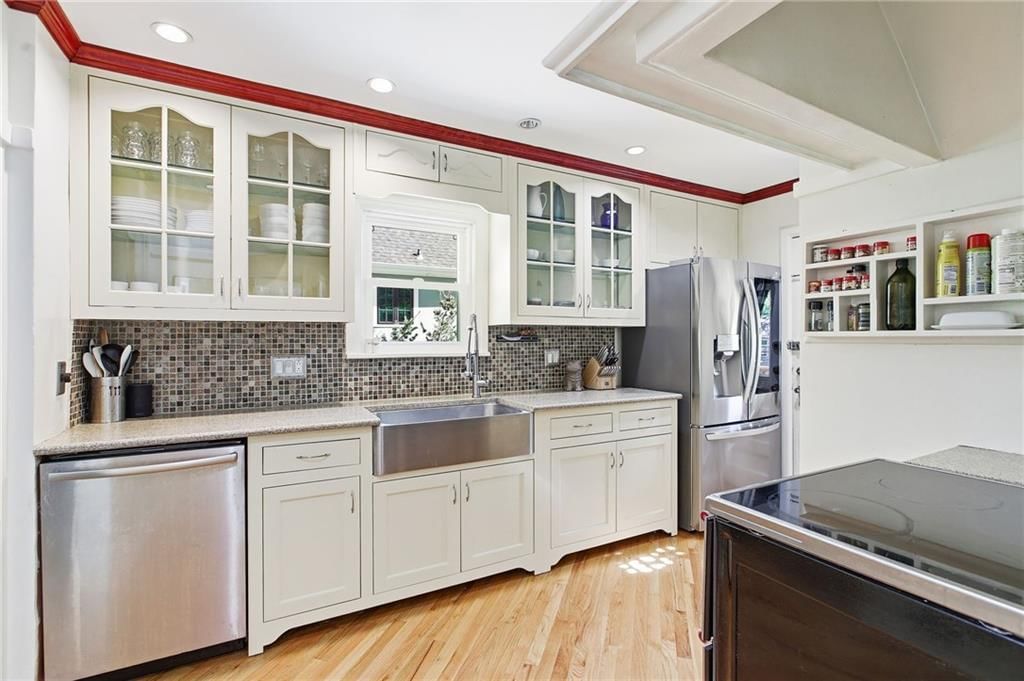 6717 Locust Street — photo 16