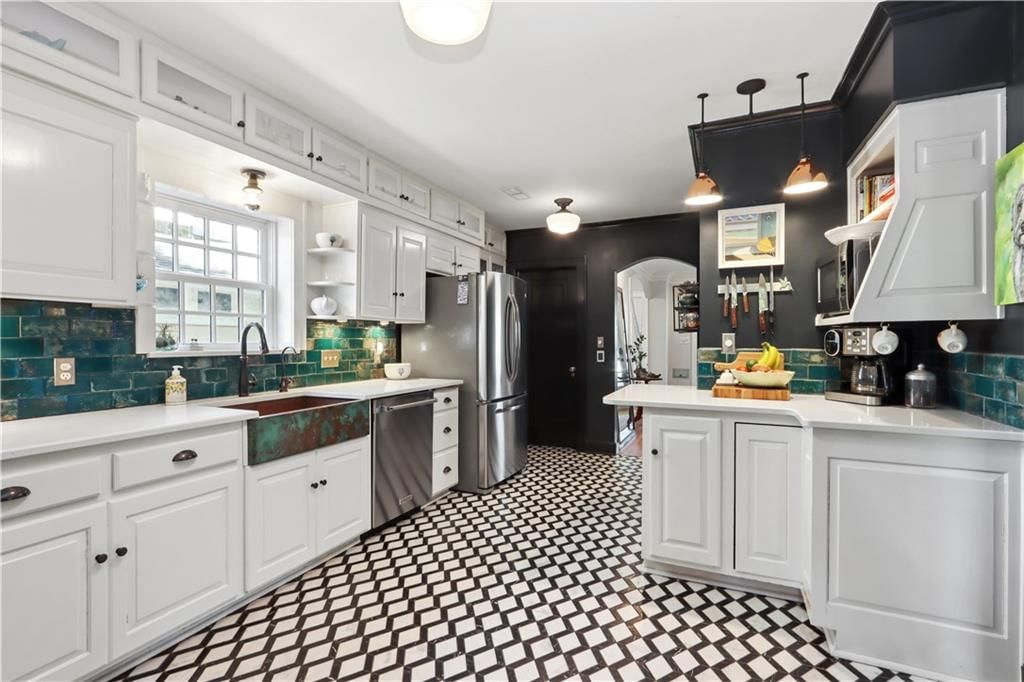 6430 Walnut Street — photo 10