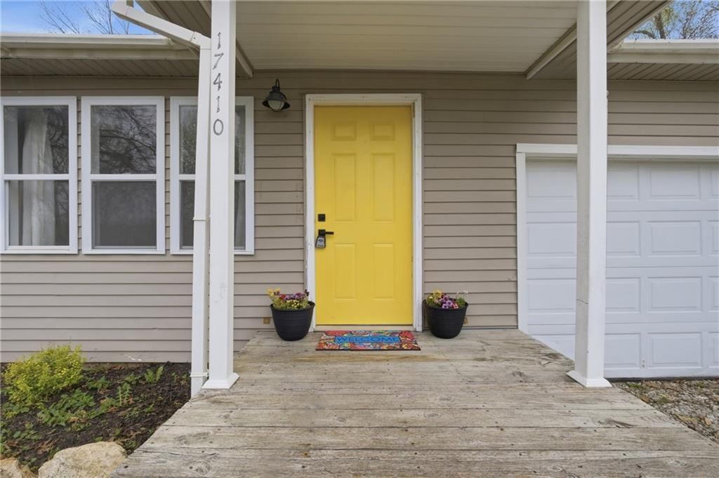 17410 Chestnut Drive — photo 1
