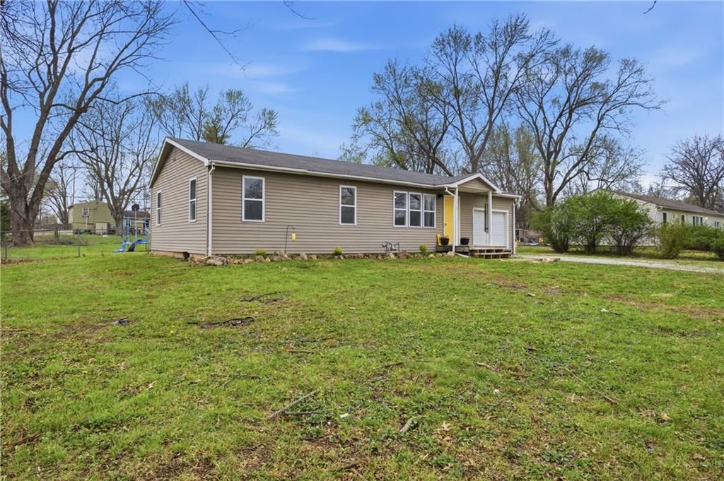 17410 Chestnut Drive — photo 8