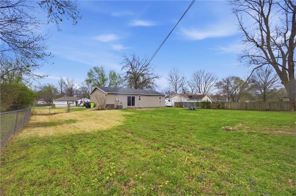 17410 Chestnut Drive — photo 20