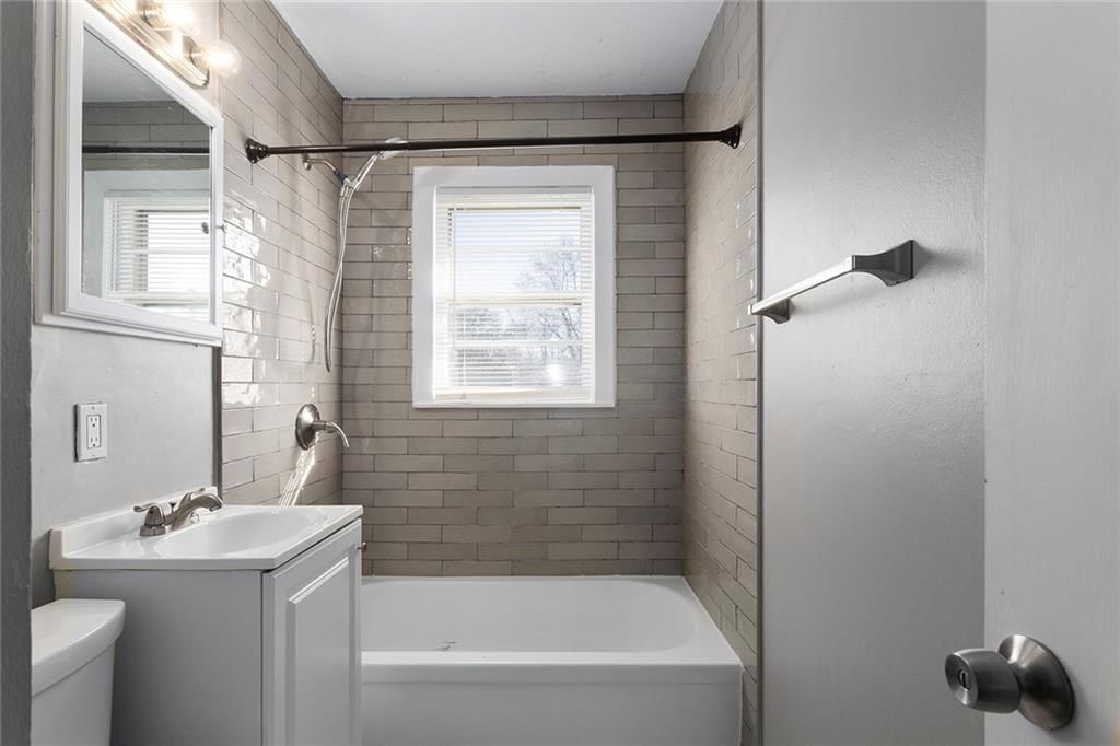 902 SW Lea Drive — photo 10