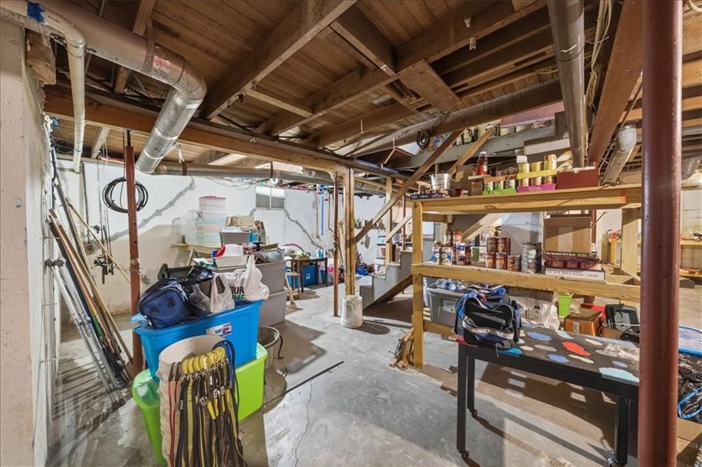 502 SW Clinton Street — photo 23