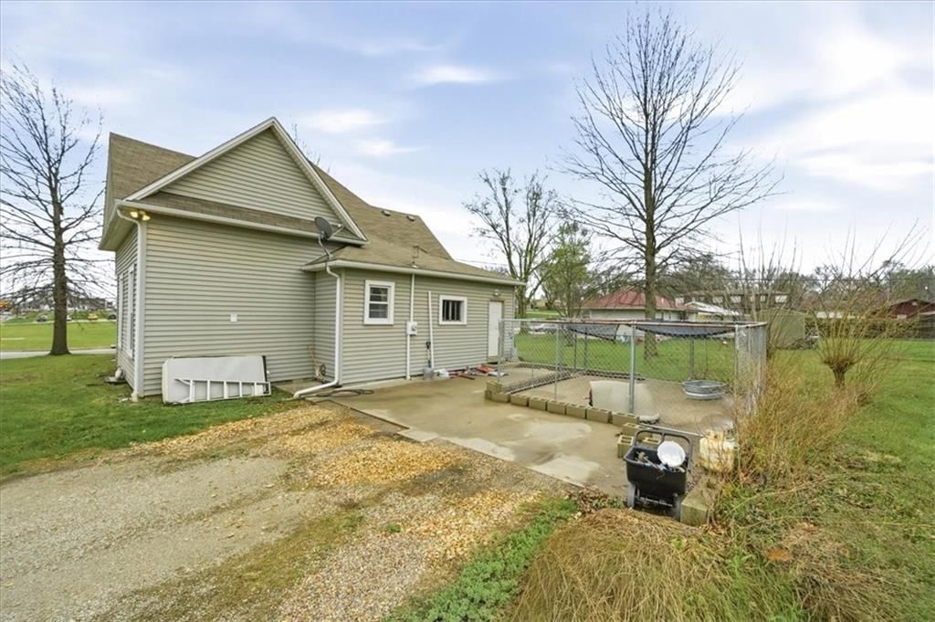 502 SW Clinton Street — photo 26