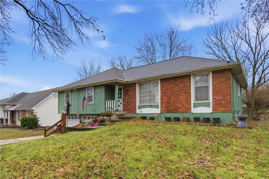 12912 Sycamore Avenue — photo 4