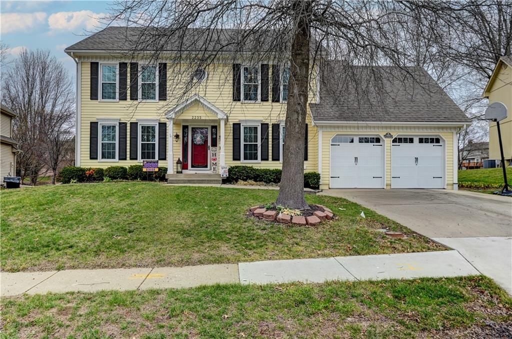 2233 NE Waterfield Lane — photo 2