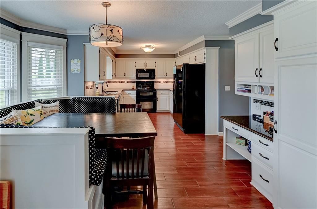 2233 NE Waterfield Lane — photo 13