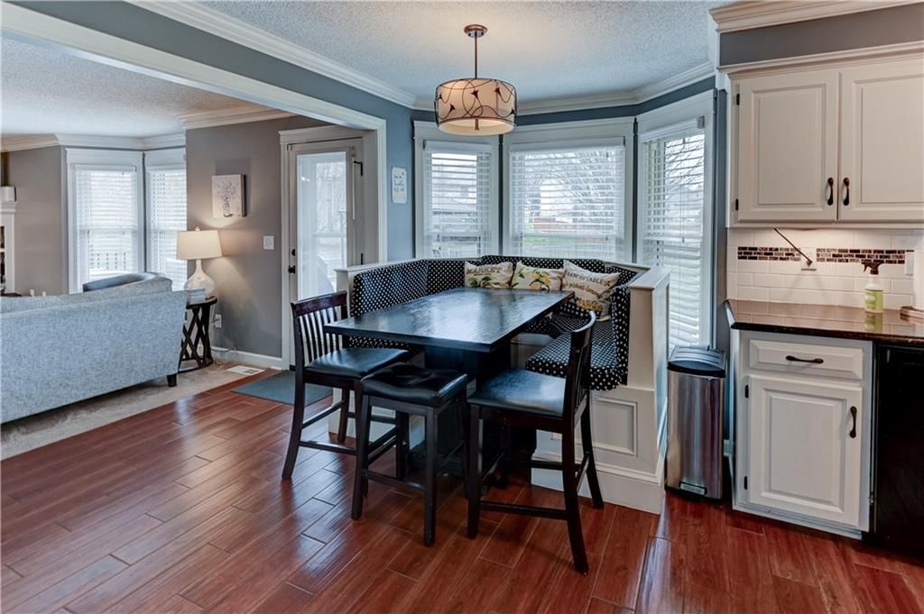 2233 NE Waterfield Lane — photo 16