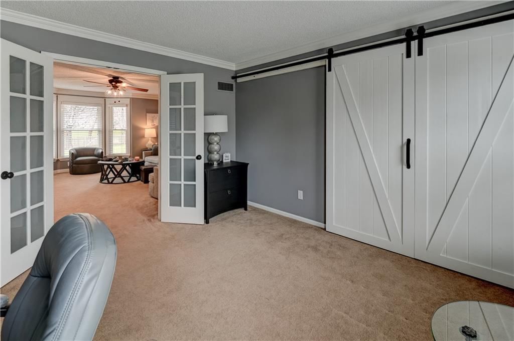 2233 NE Waterfield Lane — photo 24