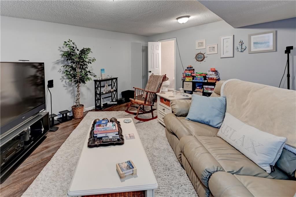 2233 NE Waterfield Lane — photo 39