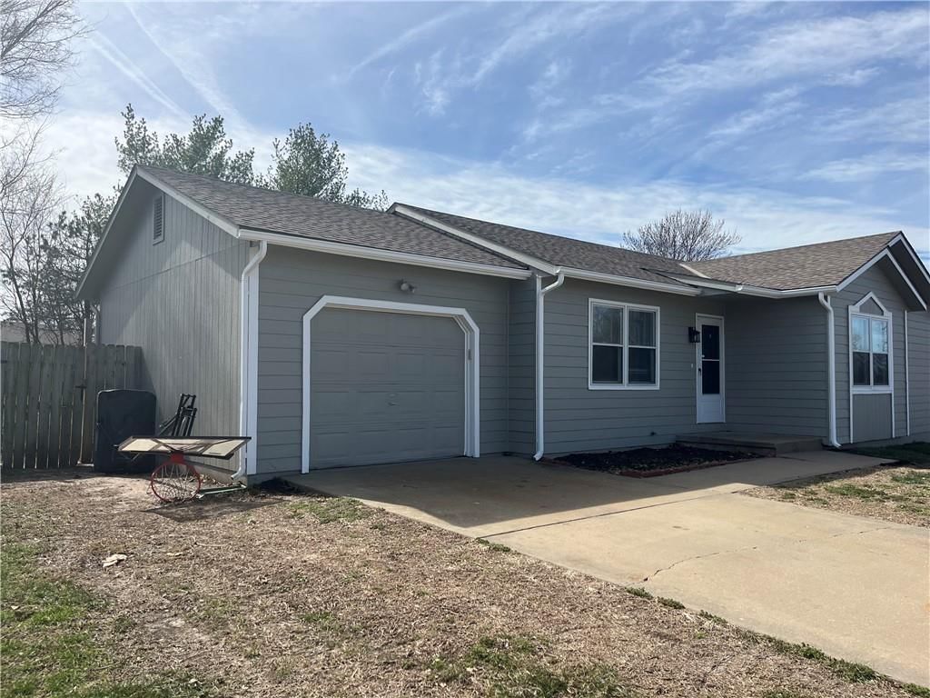1615 Savage Street — photo 4