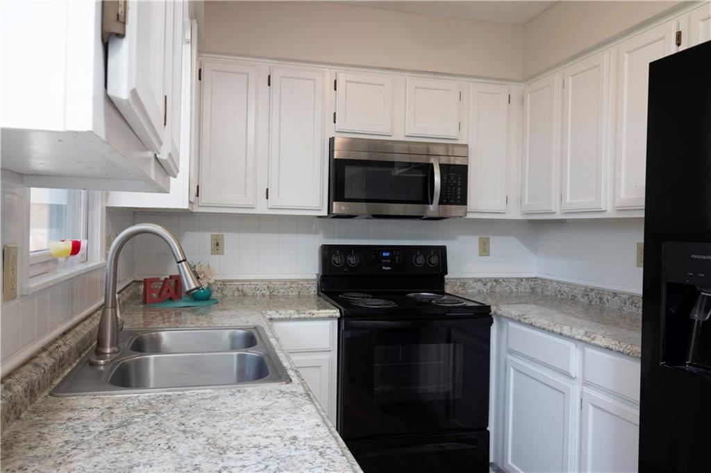 1615 Savage Street — photo 10
