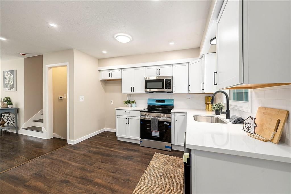 722 S Central Street — photo 9