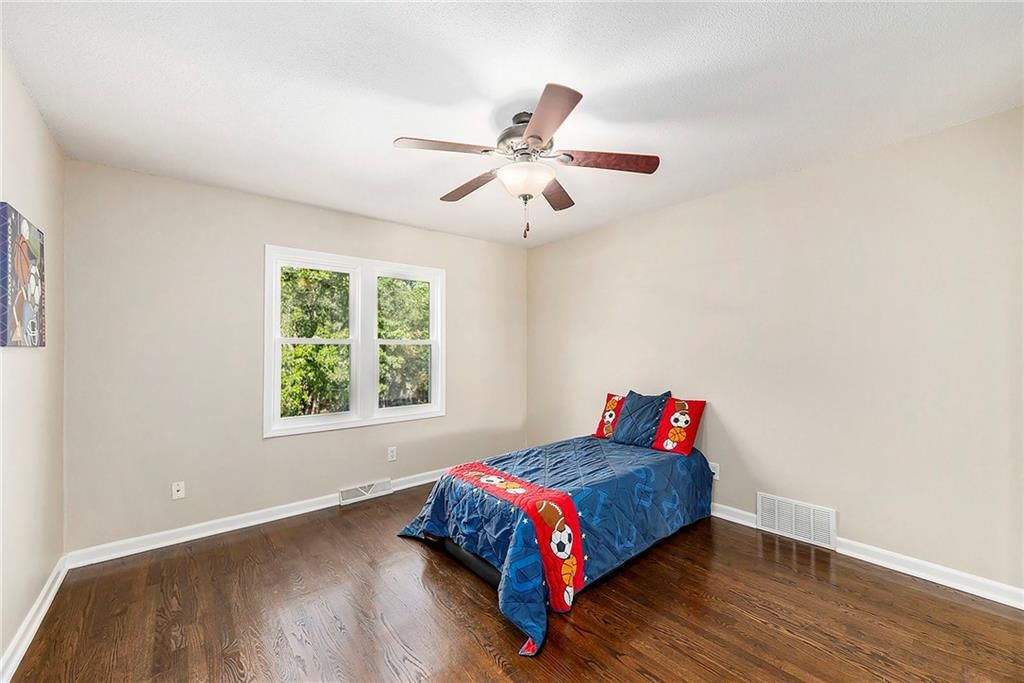 722 S Central Street — photo 16