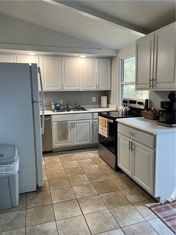 5709 N Woodland Avenue — photo 4