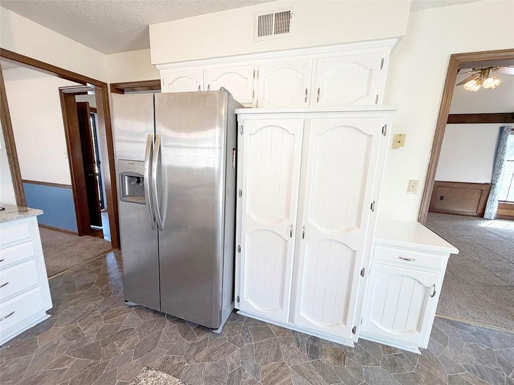 1701 SW White Oak Lane — photo 11