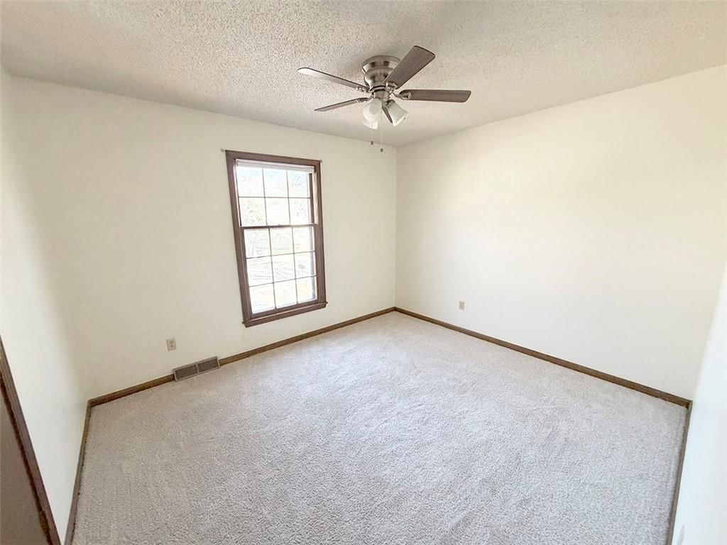 1701 SW White Oak Lane — photo 27