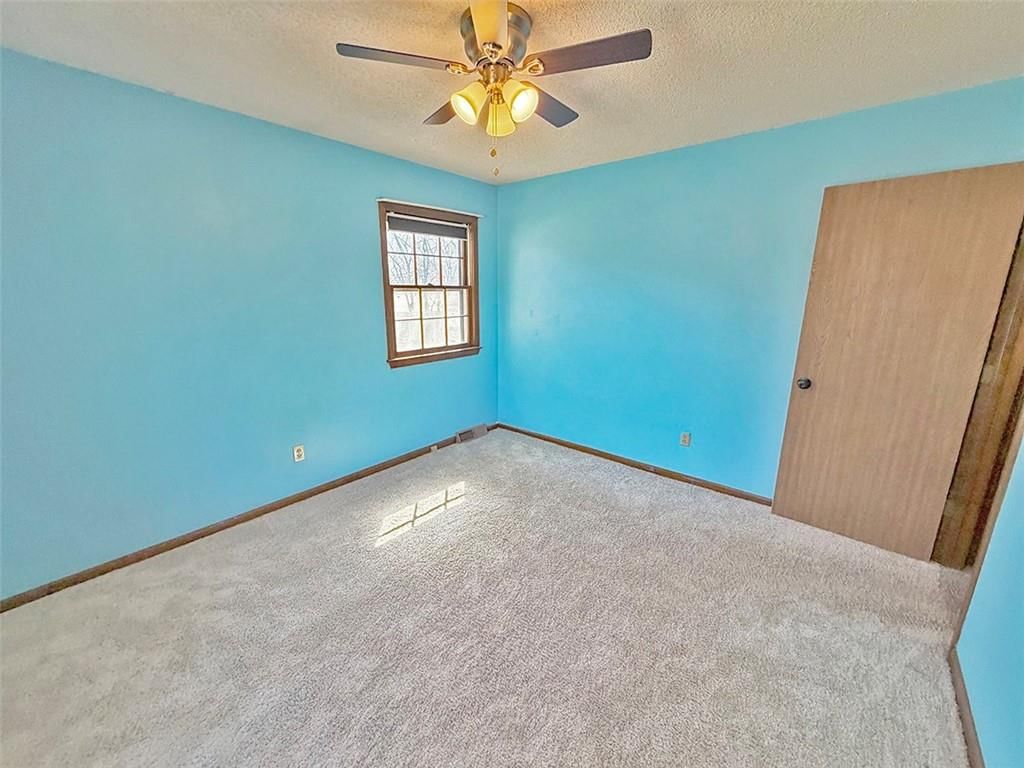 1701 SW White Oak Lane — photo 46