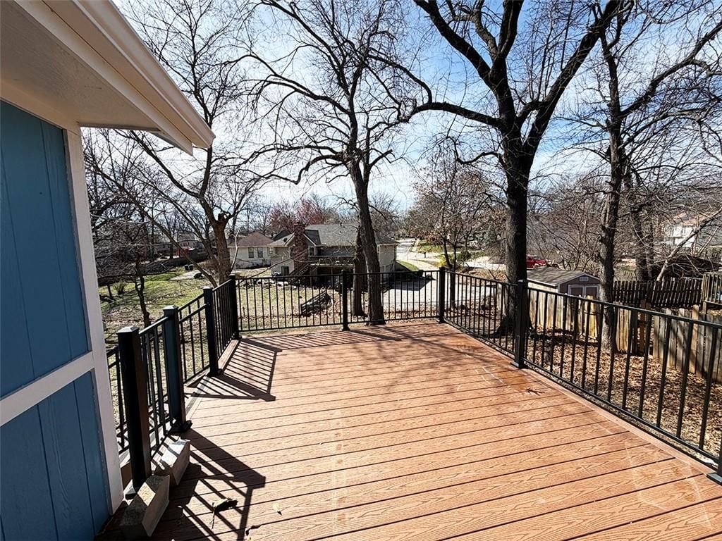 1701 SW White Oak Lane — photo 56