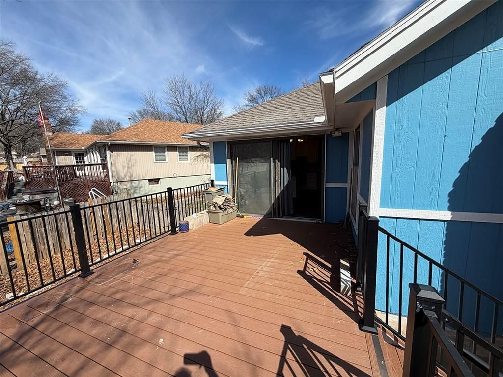 1701 SW White Oak Lane — photo 59