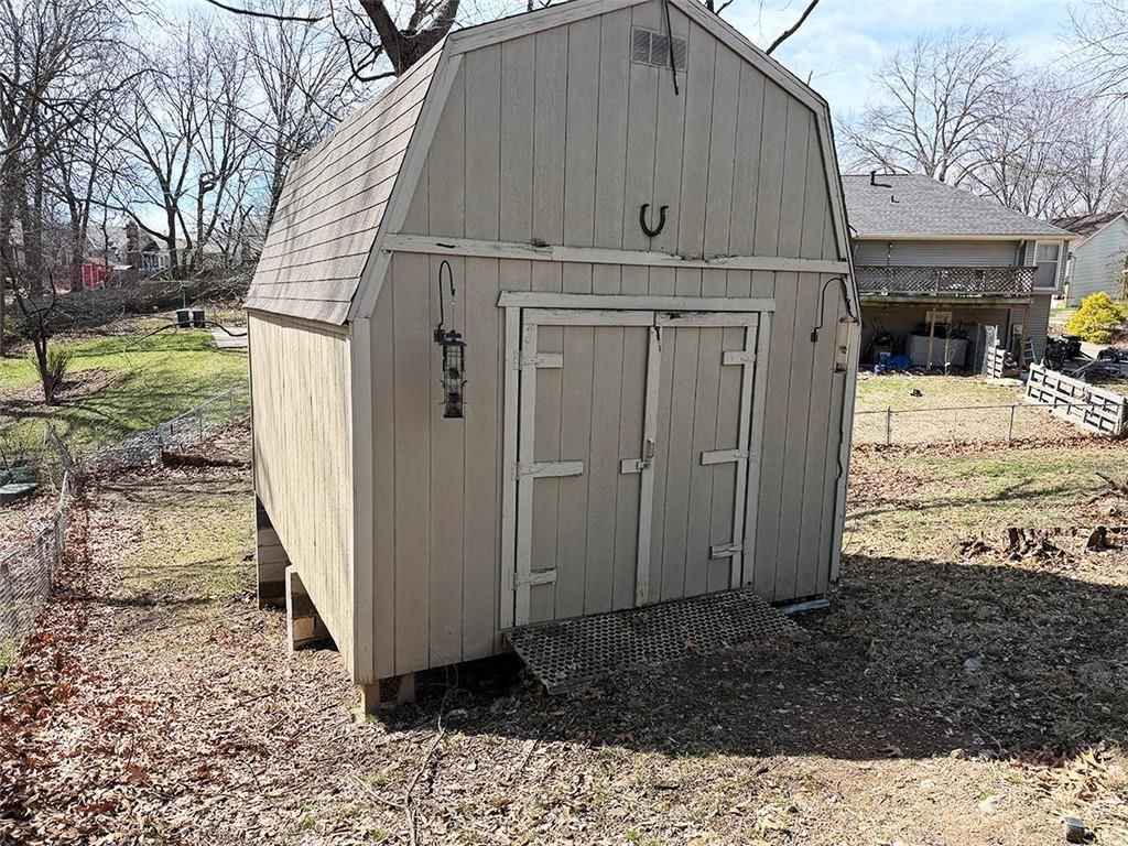 1701 SW White Oak Lane — photo 61