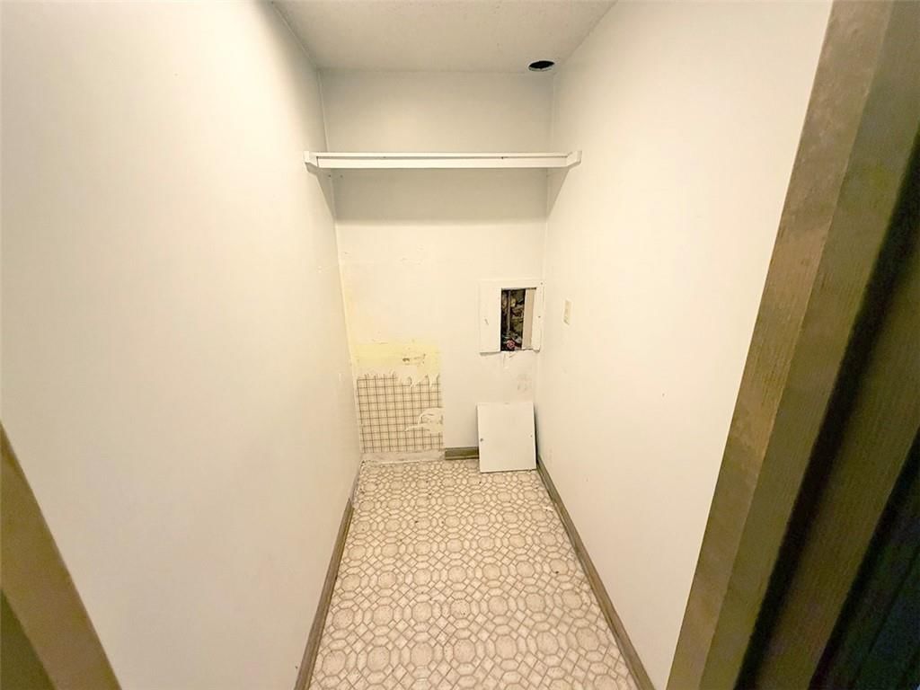 1701 SW White Oak Lane — photo 92