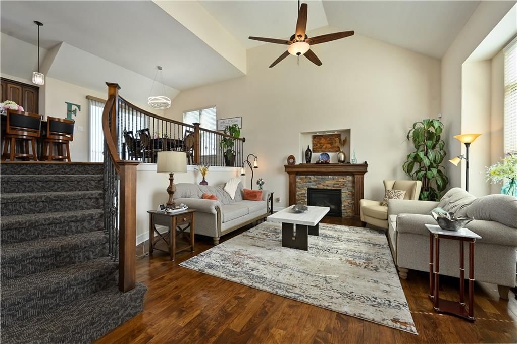 906 EVE ORCHID Drive — photo 3