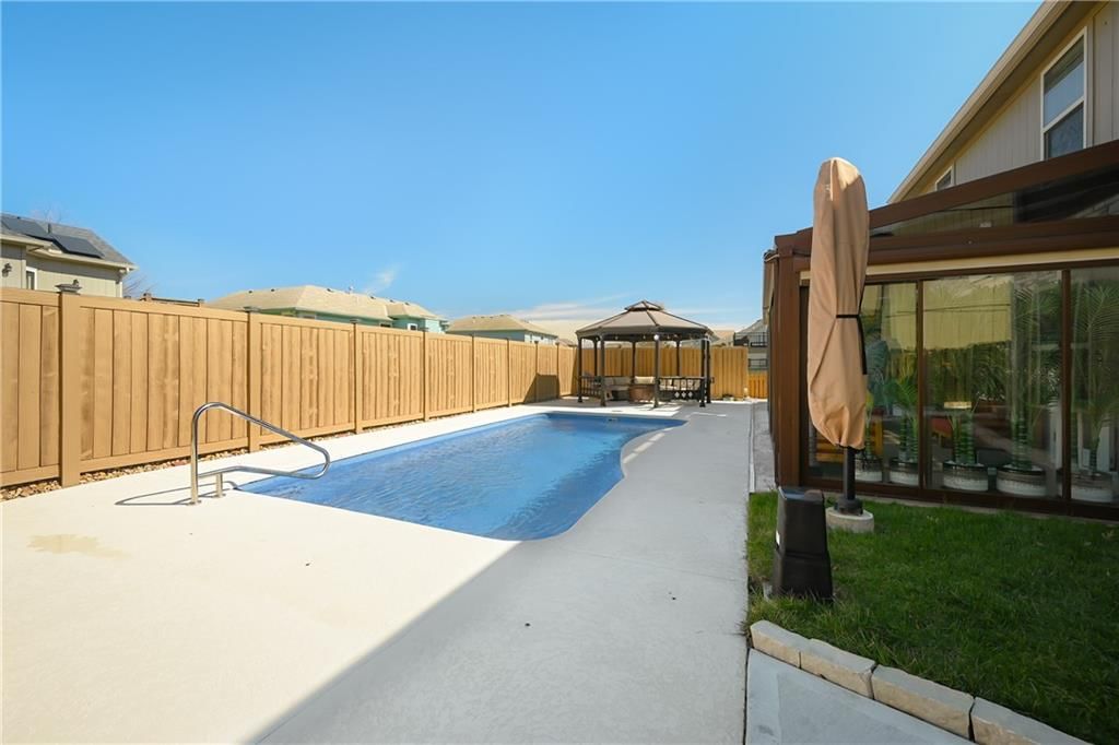 906 EVE ORCHID Drive — photo 32