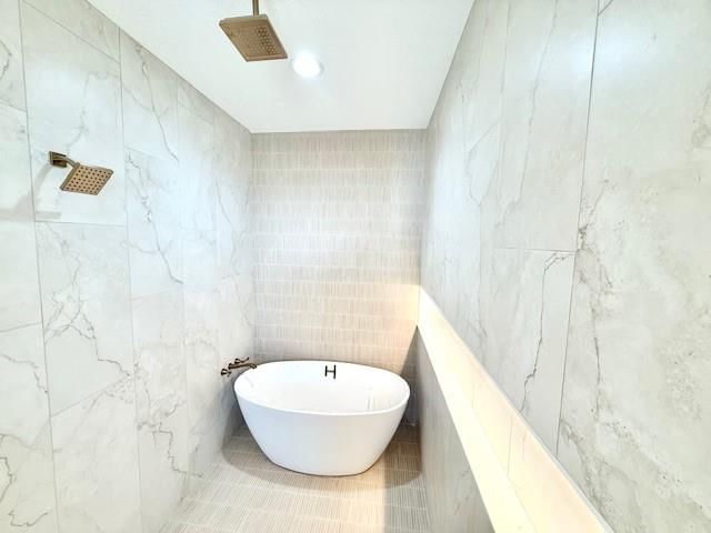 430 Lake Viking Terrace — photo 25