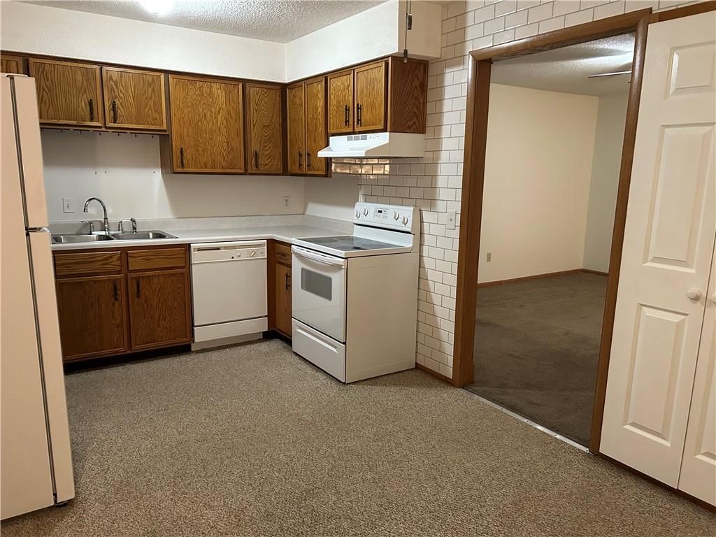 17616 E 19th Street Court S — photo 4