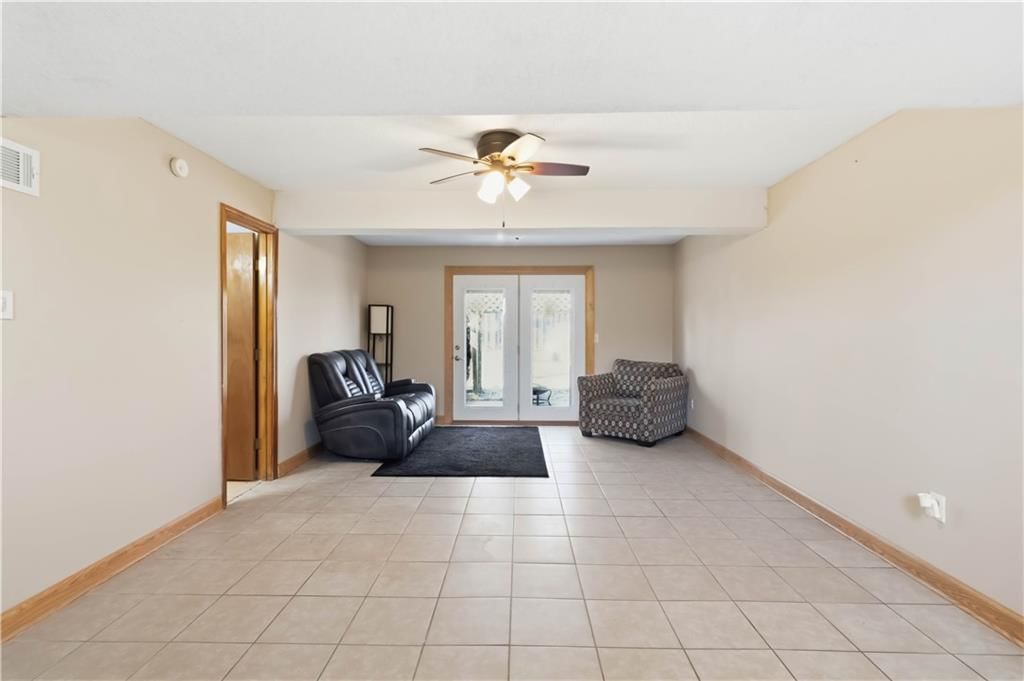 5714 Creekview Drive — photo 13