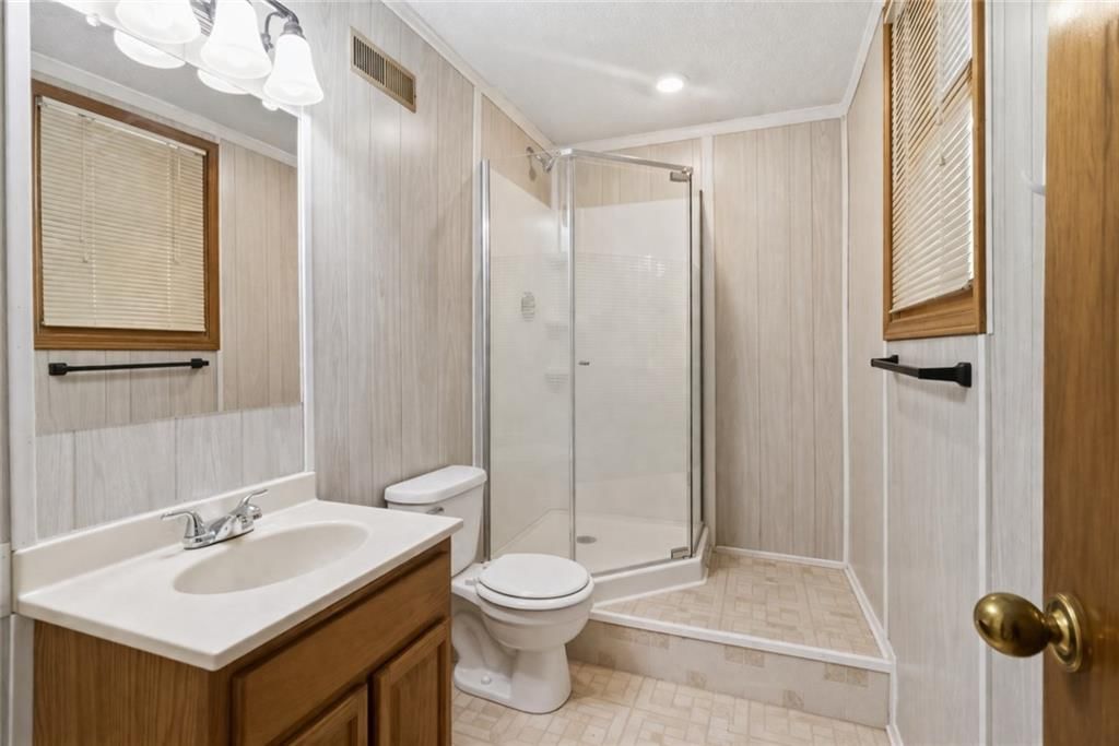 5714 Creekview Drive — photo 15