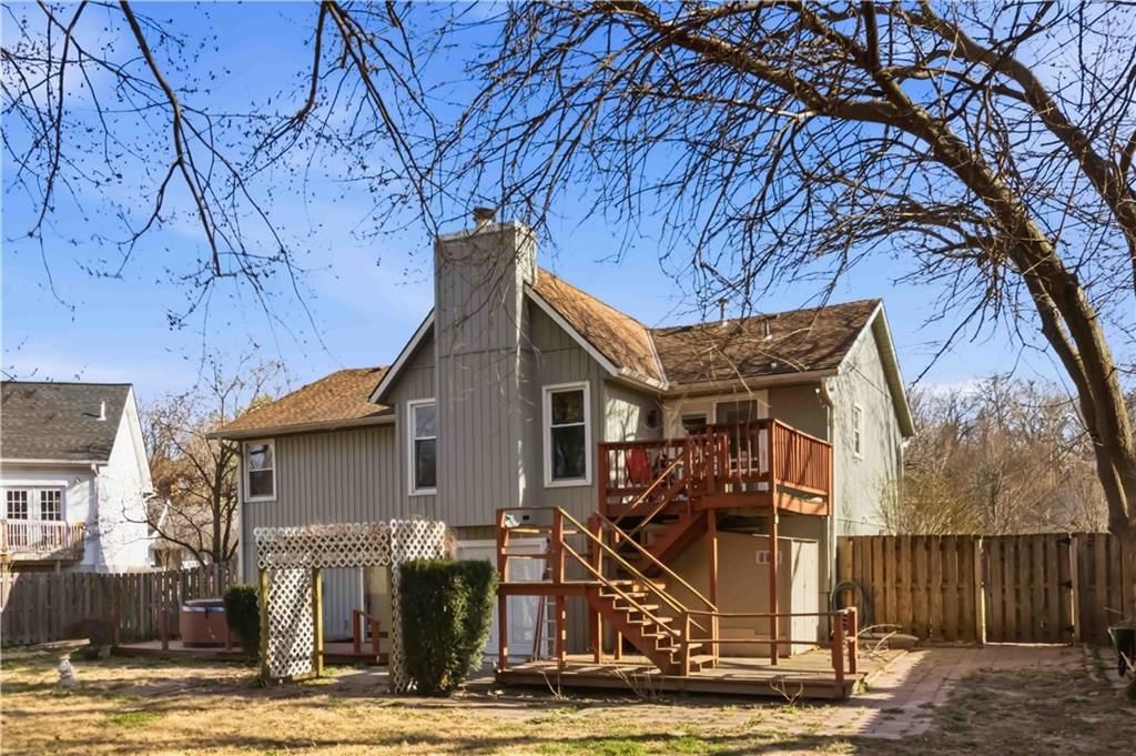 5714 Creekview Drive — photo 17