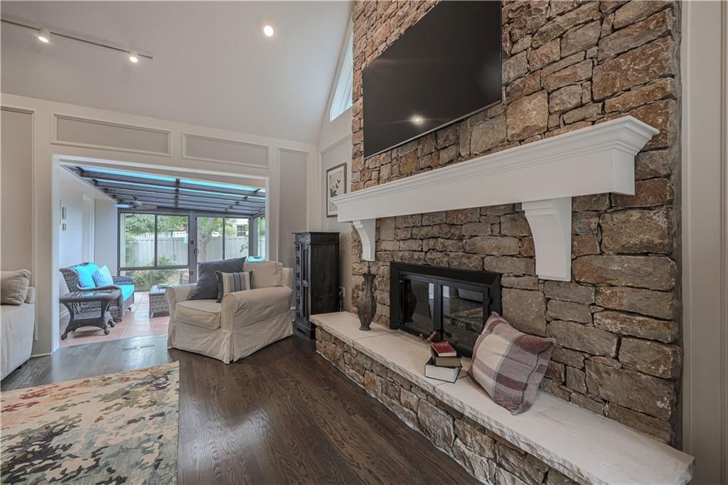 2305 W 127th Street — photo 10