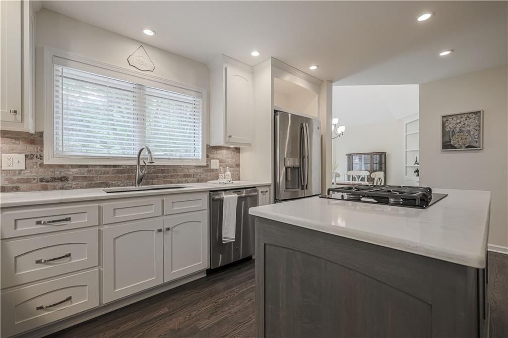 2305 W 127th Street — photo 13