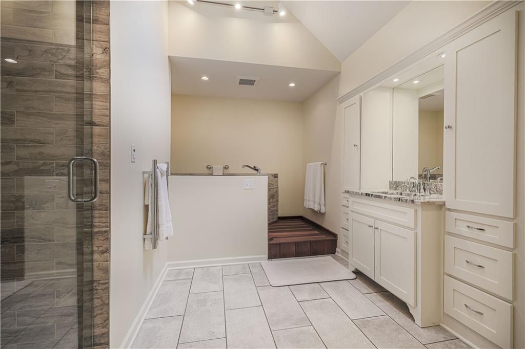 2305 W 127th Street — photo 23