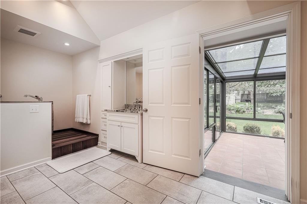 2305 W 127th Street — photo 24