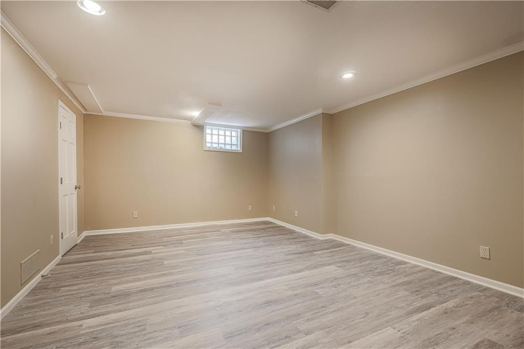 2305 W 127th Street — photo 31