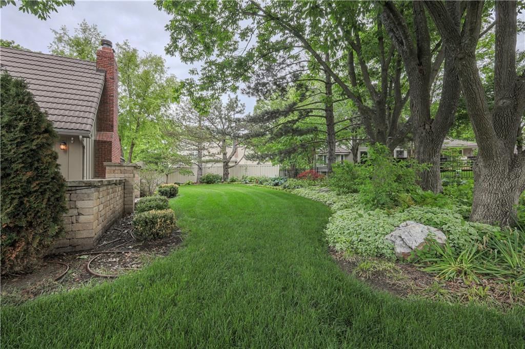 2305 W 127th Street — photo 38