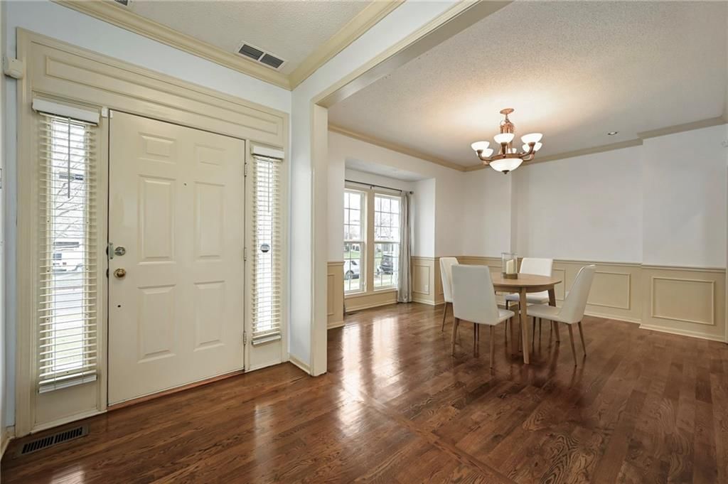 5117 W 158TH Street — photo 3