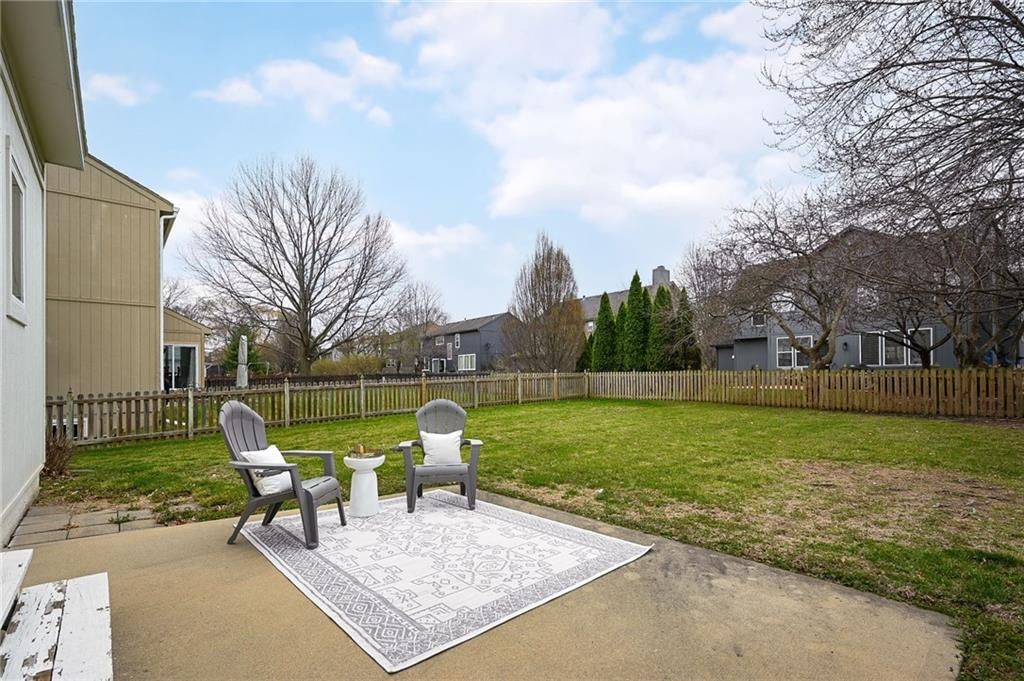 5117 W 158TH Street — photo 28