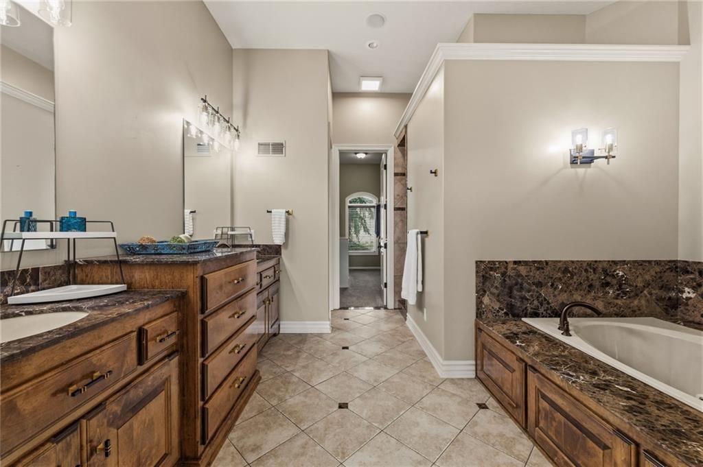 4900 SW Marguerite Street — photo 26
