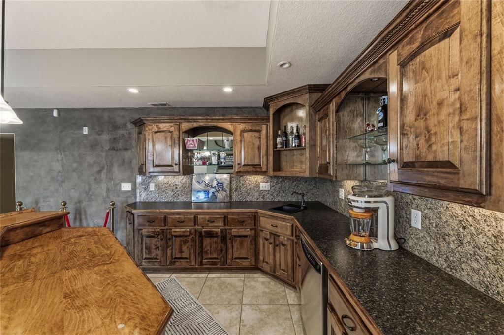 4900 SW Marguerite Street — photo 32